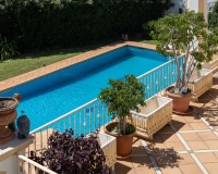 Resale - Villa - El Paraiso