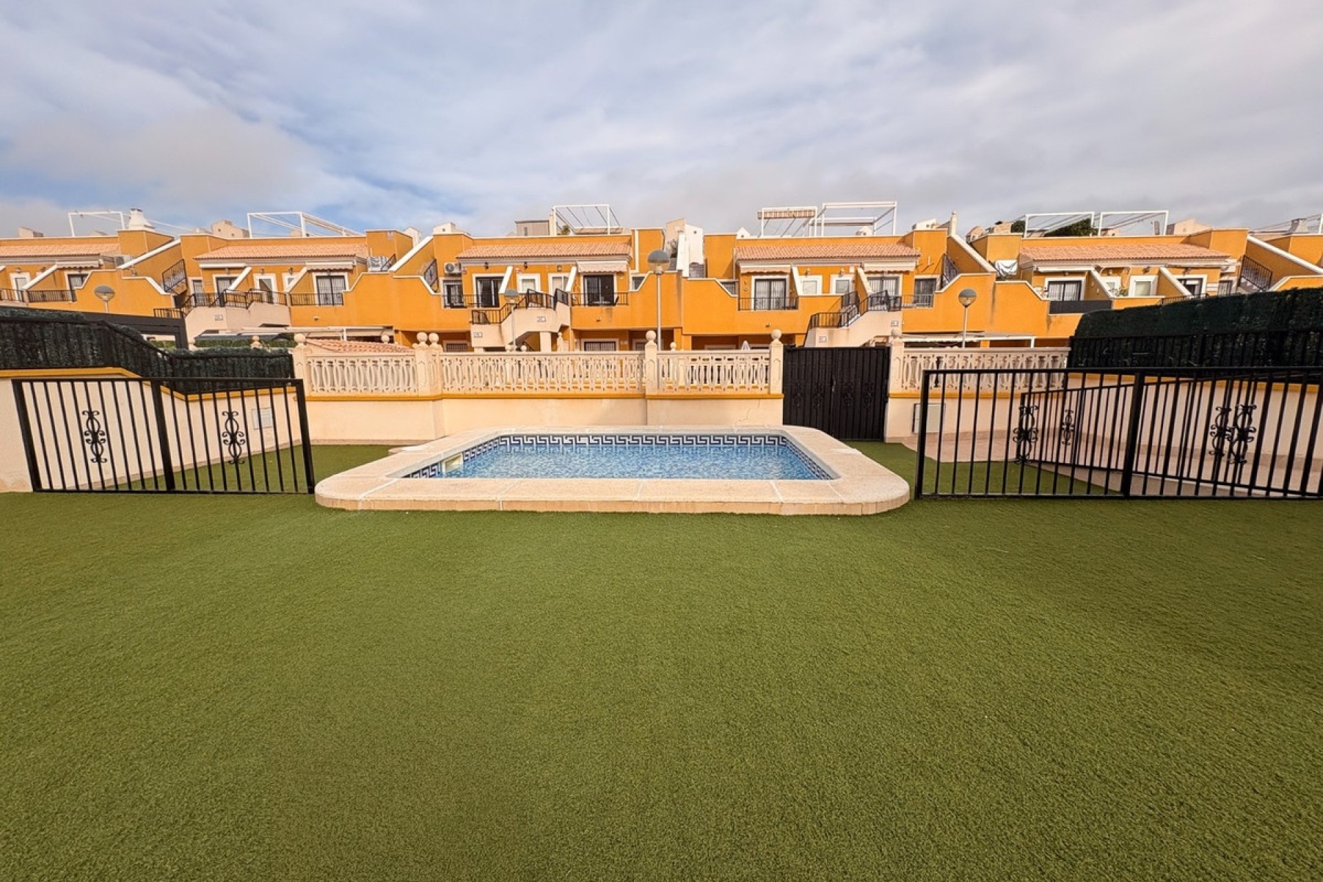 Resale - Villa - Elche - Arenales del Sol