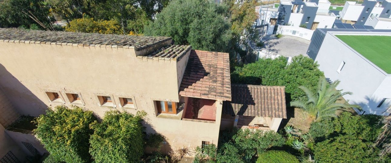 Resale - Villa - Estepona - Atalaya