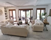 Resale - Villa - Estepona - Atalaya