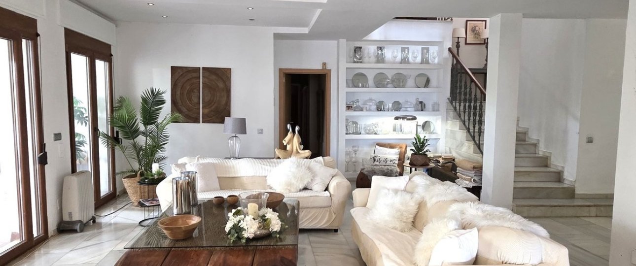 Resale - Villa - Estepona - Atalaya