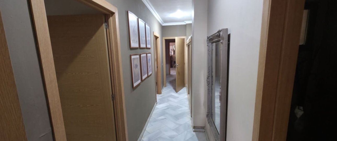 Resale - Villa - Estepona - Atalaya