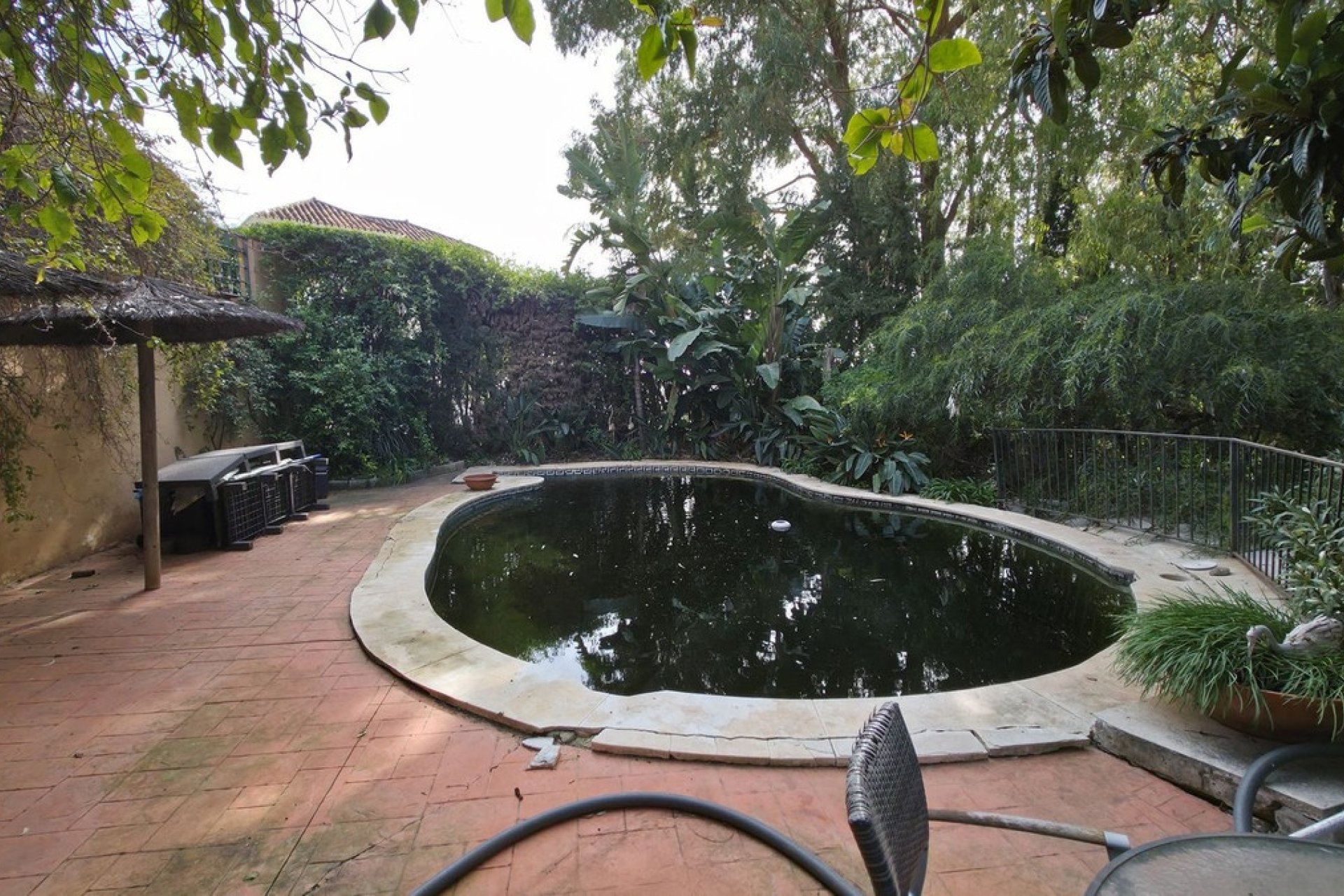 Resale - Villa - Estepona - Atalaya