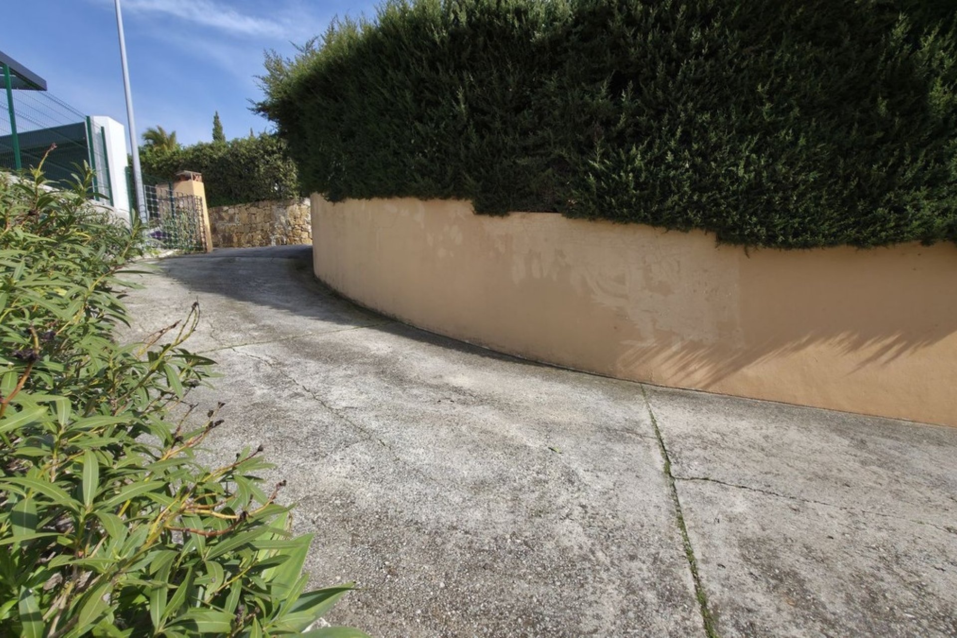 Resale - Villa - Estepona - Atalaya