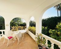 Resale - Villa - Estepona - Atalaya
