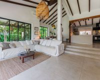 Resale - Villa - Estepona - Atalaya