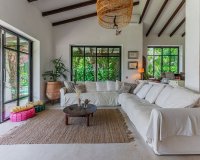 Resale - Villa - Estepona - Atalaya