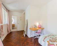 Resale - Villa - Estepona - Atalaya