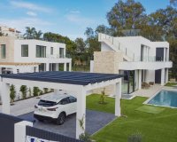 Resale - Villa - Estepona - Atalaya
