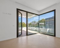 Resale - Villa - Estepona - Atalaya