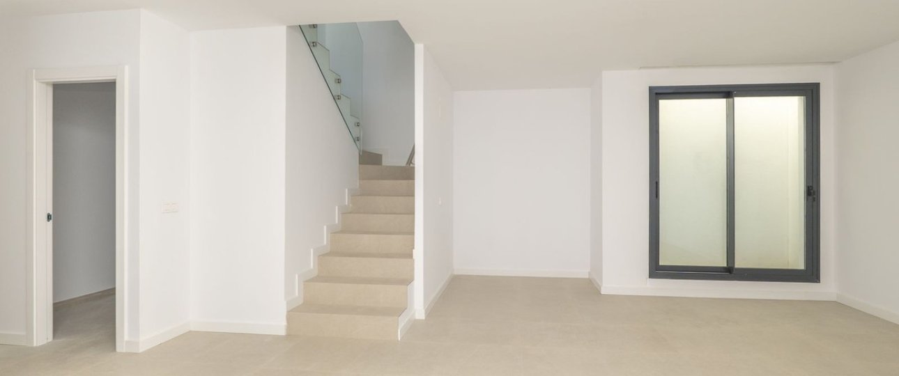Resale - Villa - Estepona - Atalaya