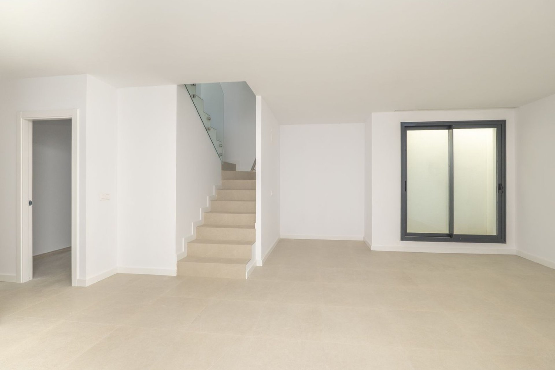 Resale - Villa - Estepona - Atalaya