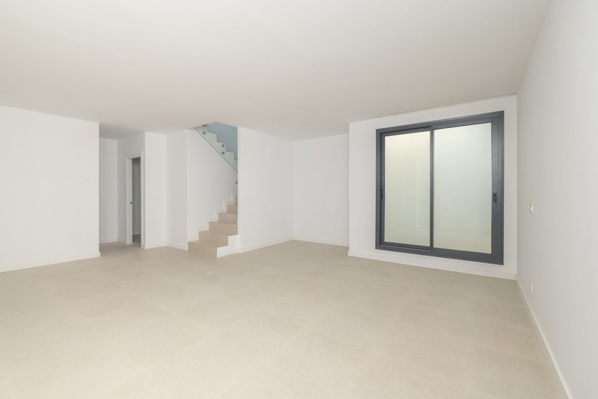 Resale - Villa - Estepona - Atalaya