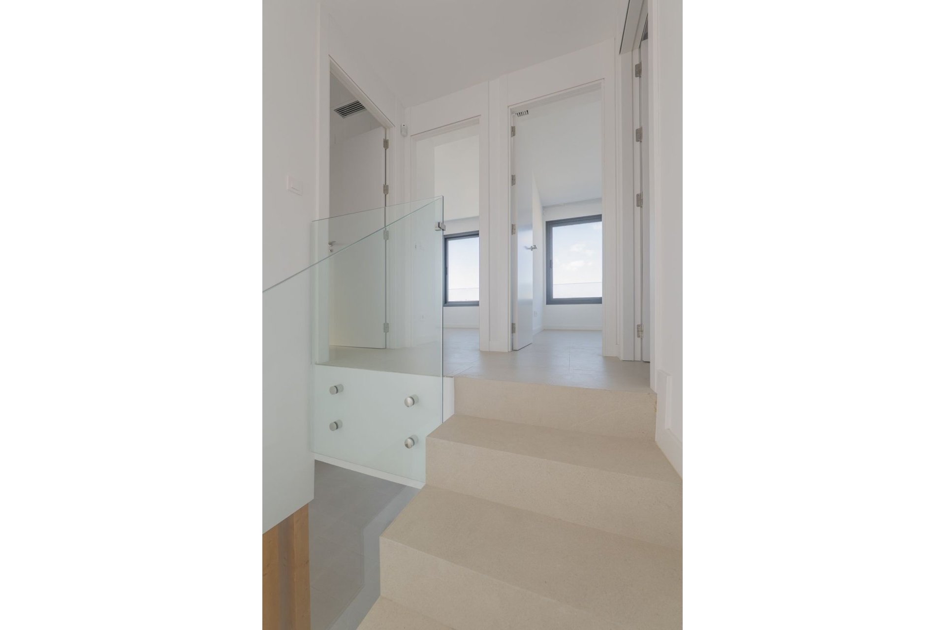 Resale - Villa - Estepona - Atalaya