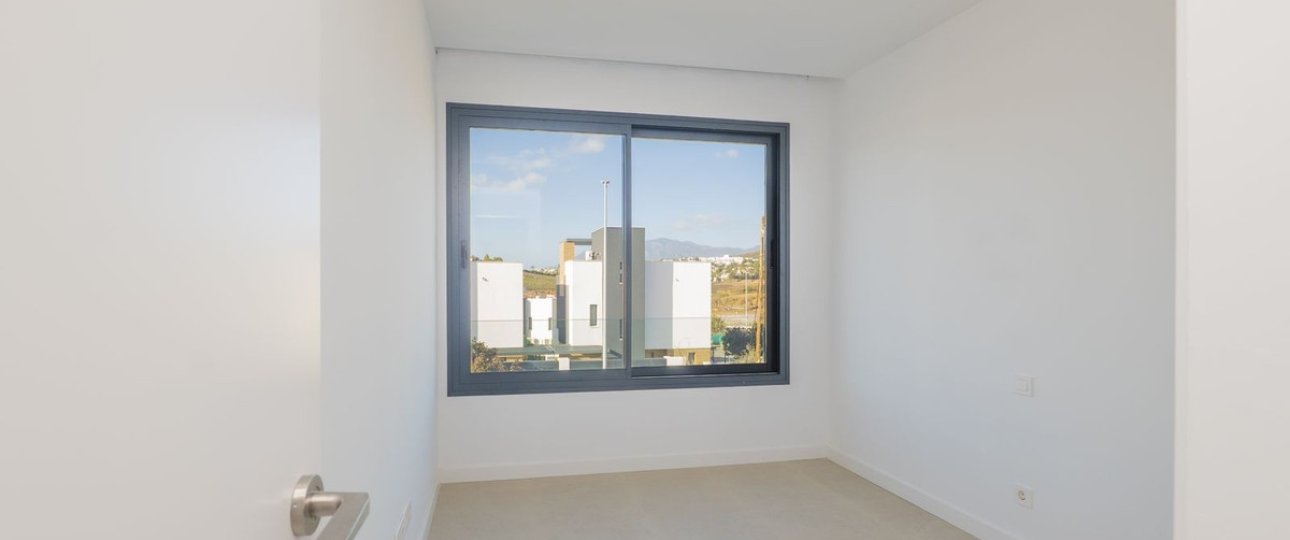 Resale - Villa - Estepona - Atalaya
