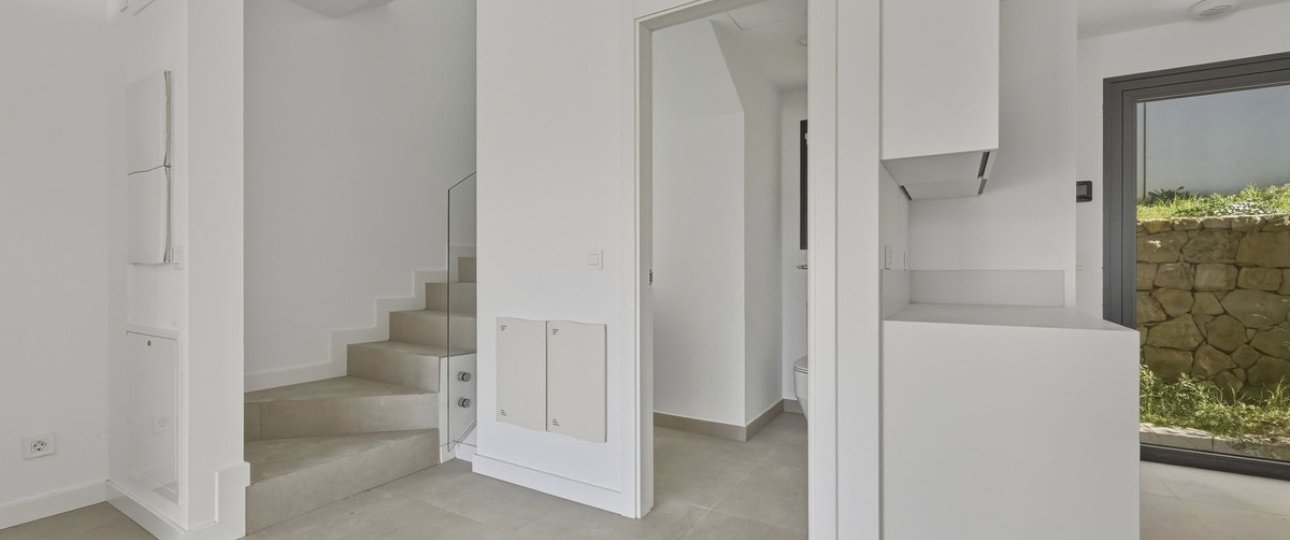 Resale - Villa - Estepona - Atalaya