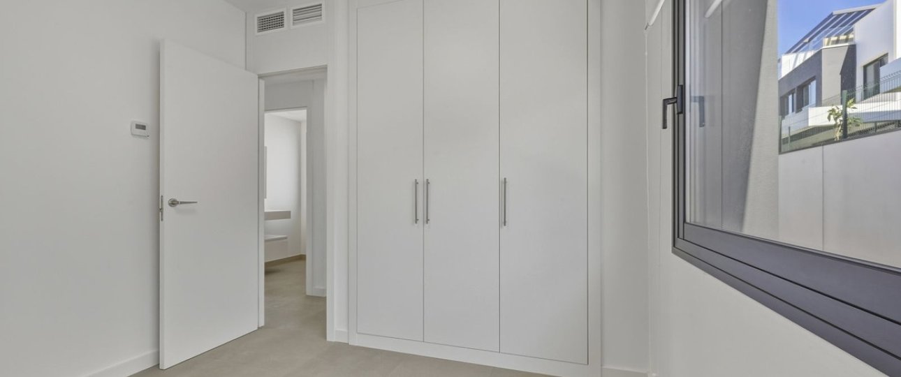 Resale - Villa - Estepona - Atalaya