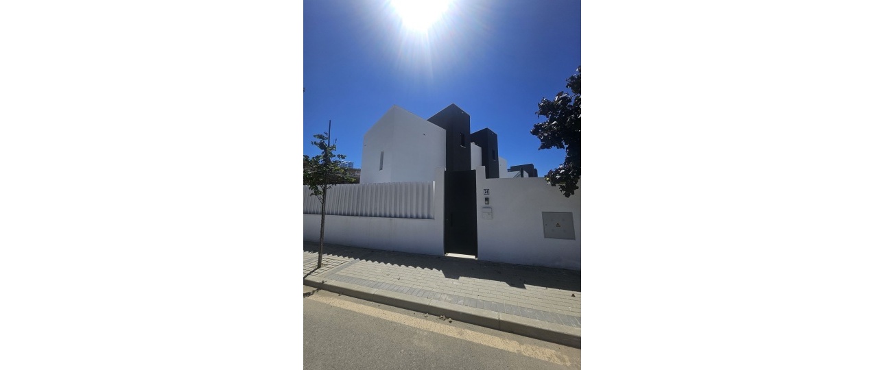 Resale - Villa - Estepona - Atalaya