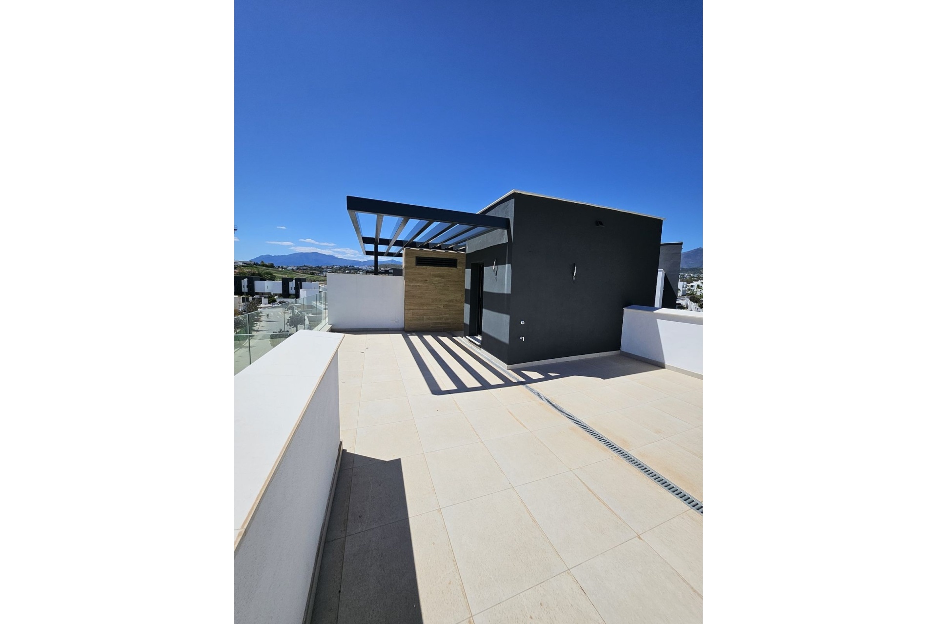 Resale - Villa - Estepona - Atalaya