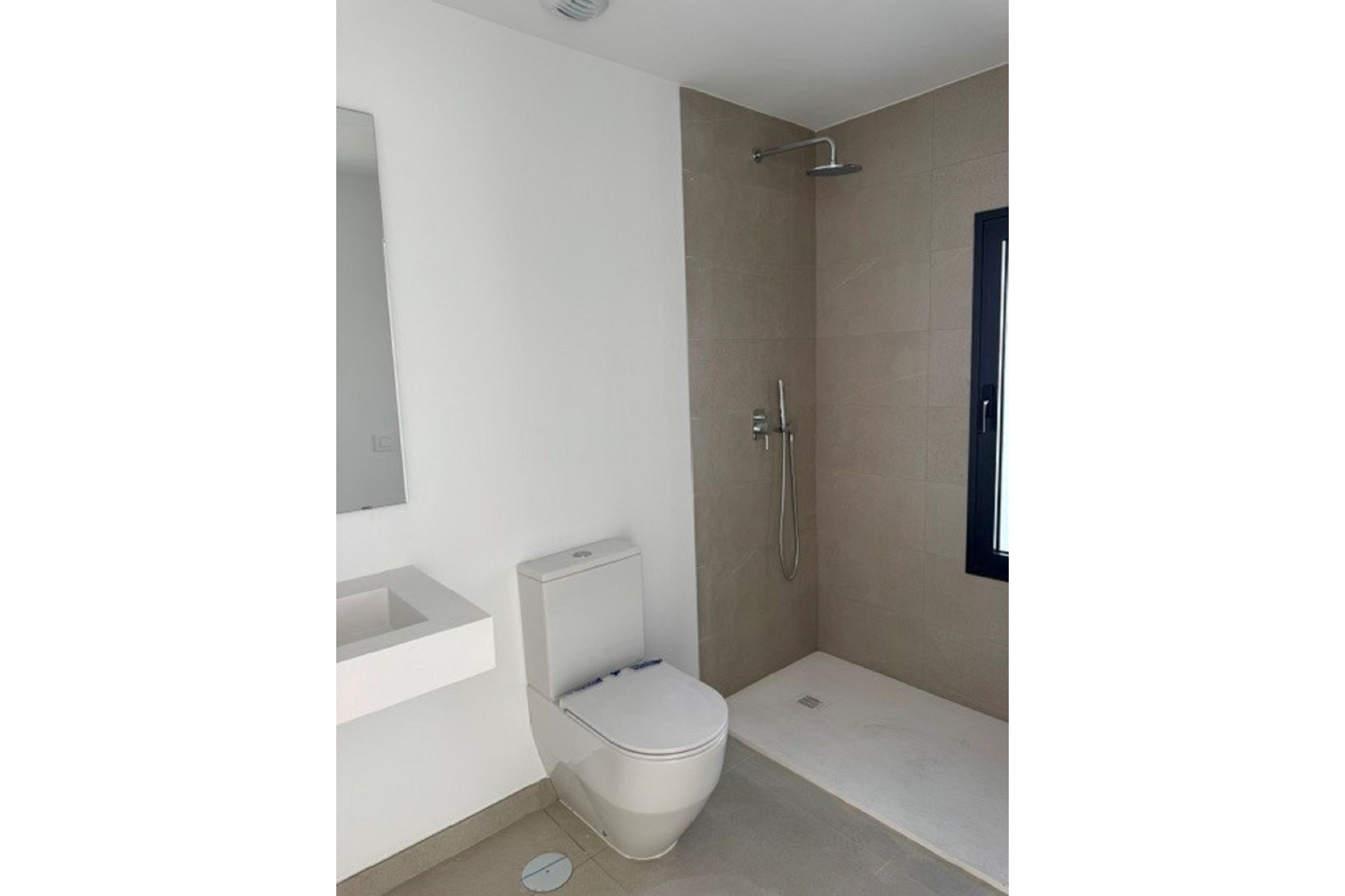 Resale - Villa - Estepona - Atalaya