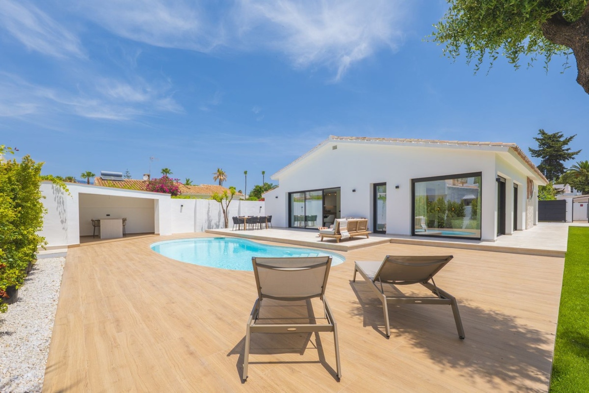 Resale - Villa - Estepona - Atalaya