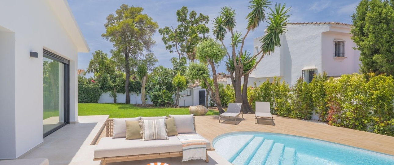 Resale - Villa - Estepona - Atalaya