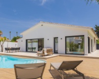Resale - Villa - Estepona - Atalaya