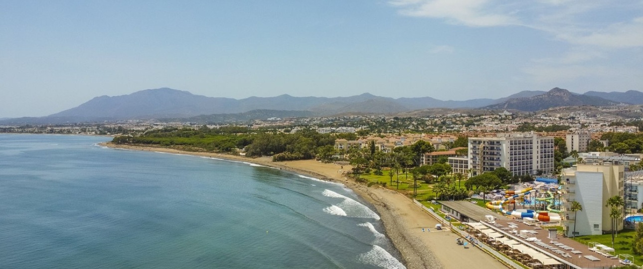 Resale - Villa - Estepona - Atalaya