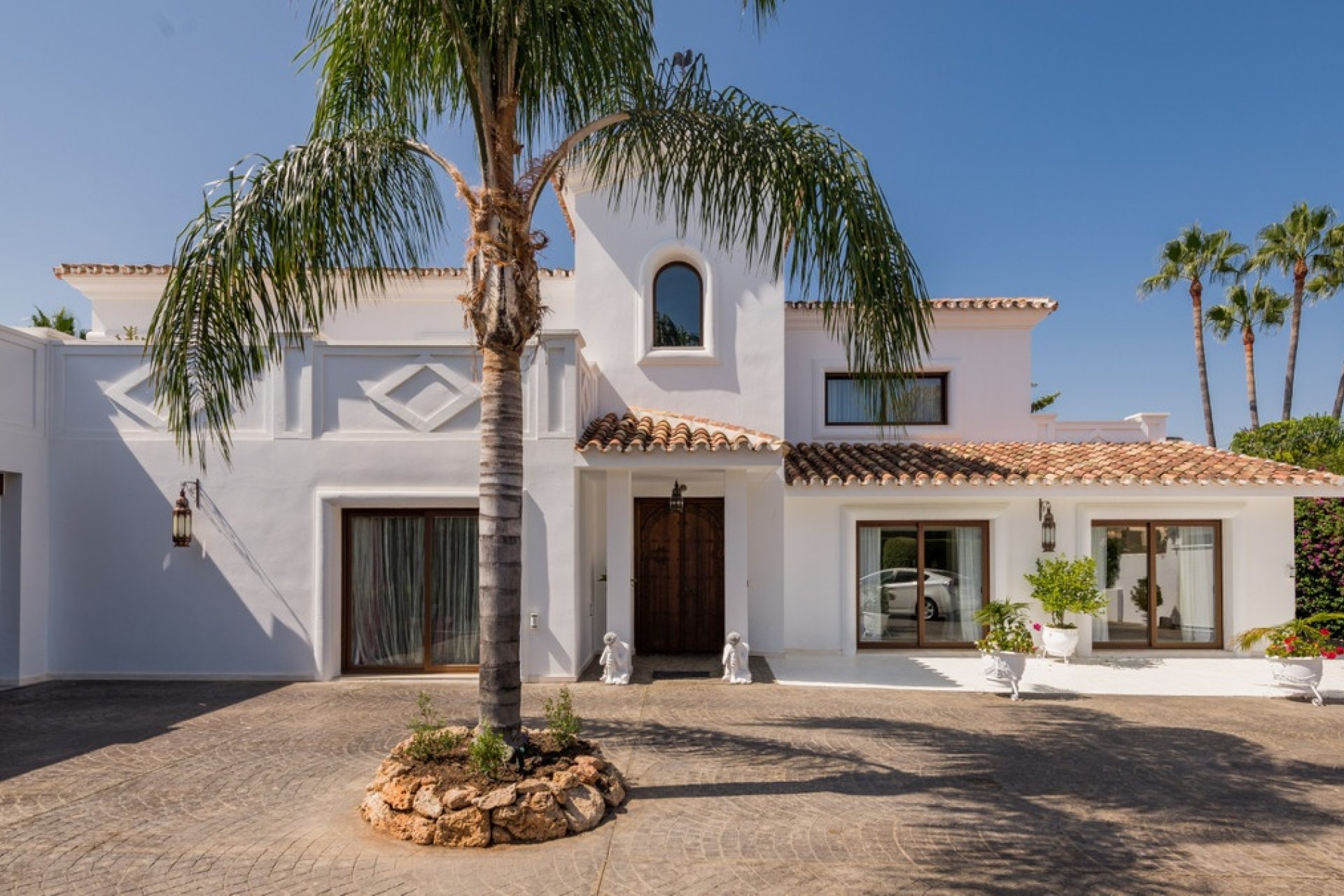 Resale - Villa - Estepona - Atalaya