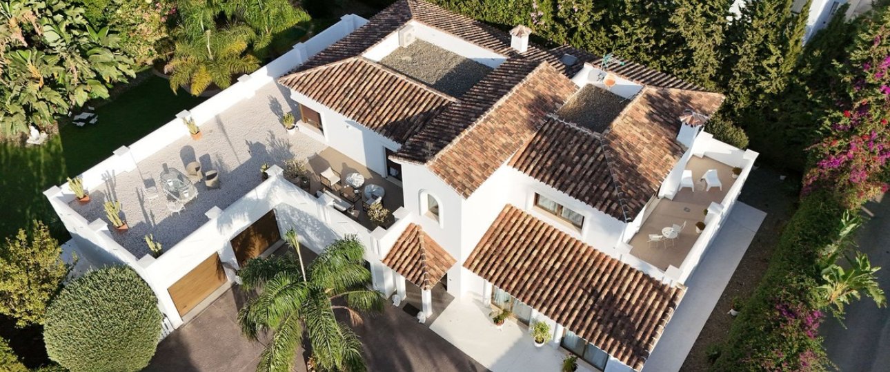 Resale - Villa - Estepona - Atalaya