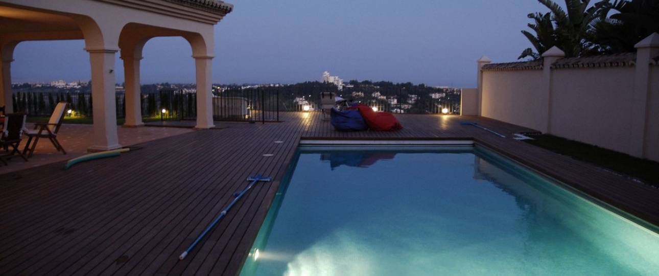 Resale - Villa - Estepona - Atalaya