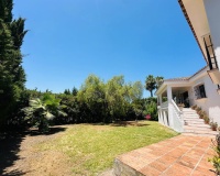 Resale - Villa - Estepona - Atalaya