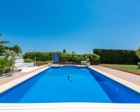 Resale - Villa - Estepona - Atalaya