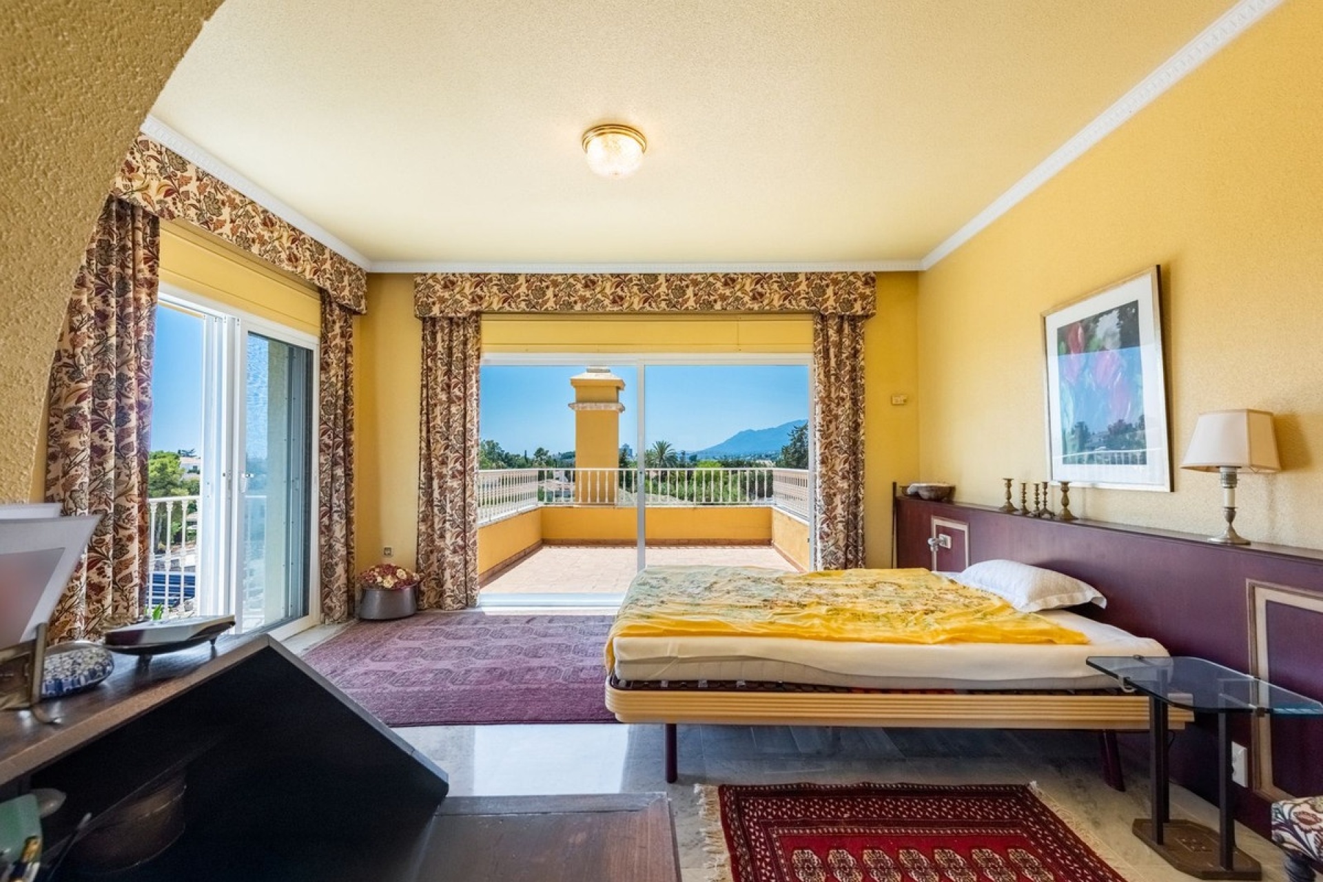 Resale - Villa - Estepona - Atalaya