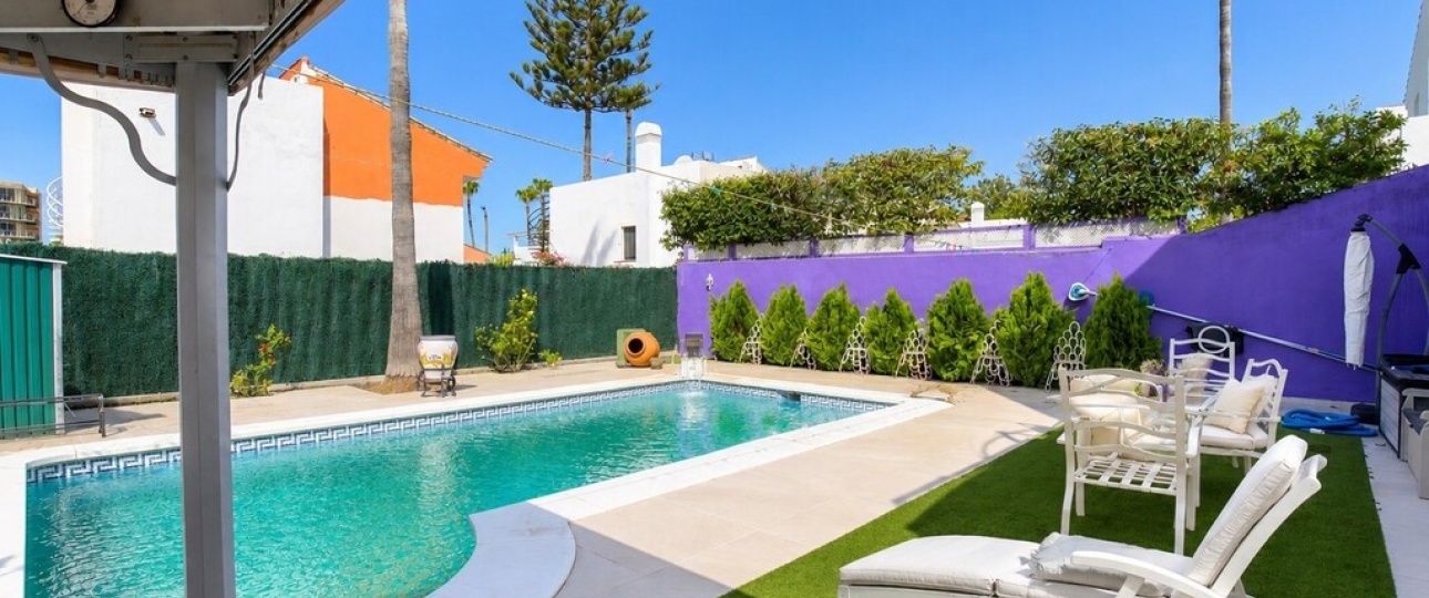 Resale - Villa - Estepona - Atalaya