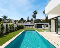 Resale - Villa - Estepona - Atalaya