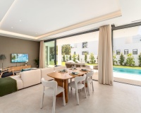 Resale - Villa - Estepona - Atalaya