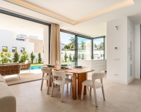Resale - Villa - Estepona - Atalaya