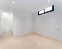 Resale - Villa - Estepona - Atalaya