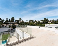 Resale - Villa - Estepona - Atalaya