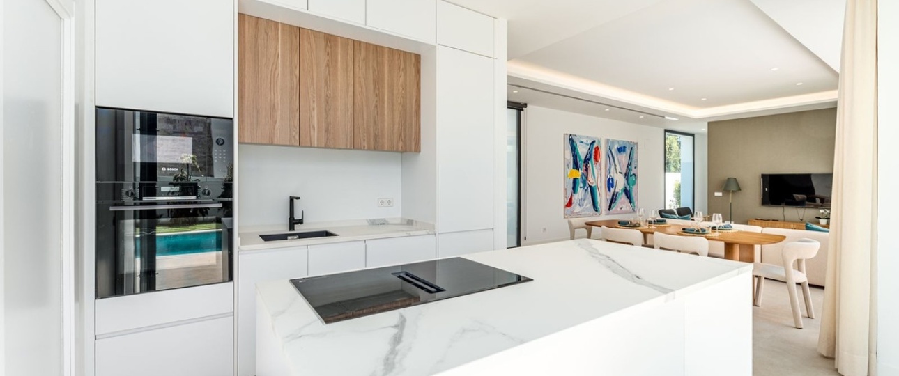 Resale - Villa - Estepona - Atalaya
