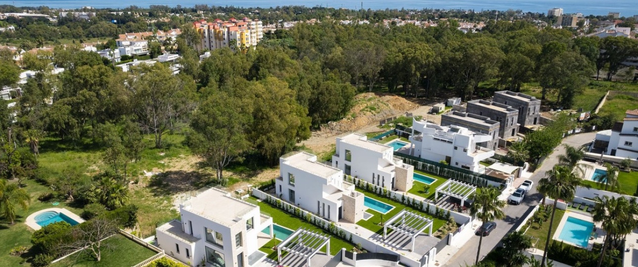 Resale - Villa - Estepona - Atalaya