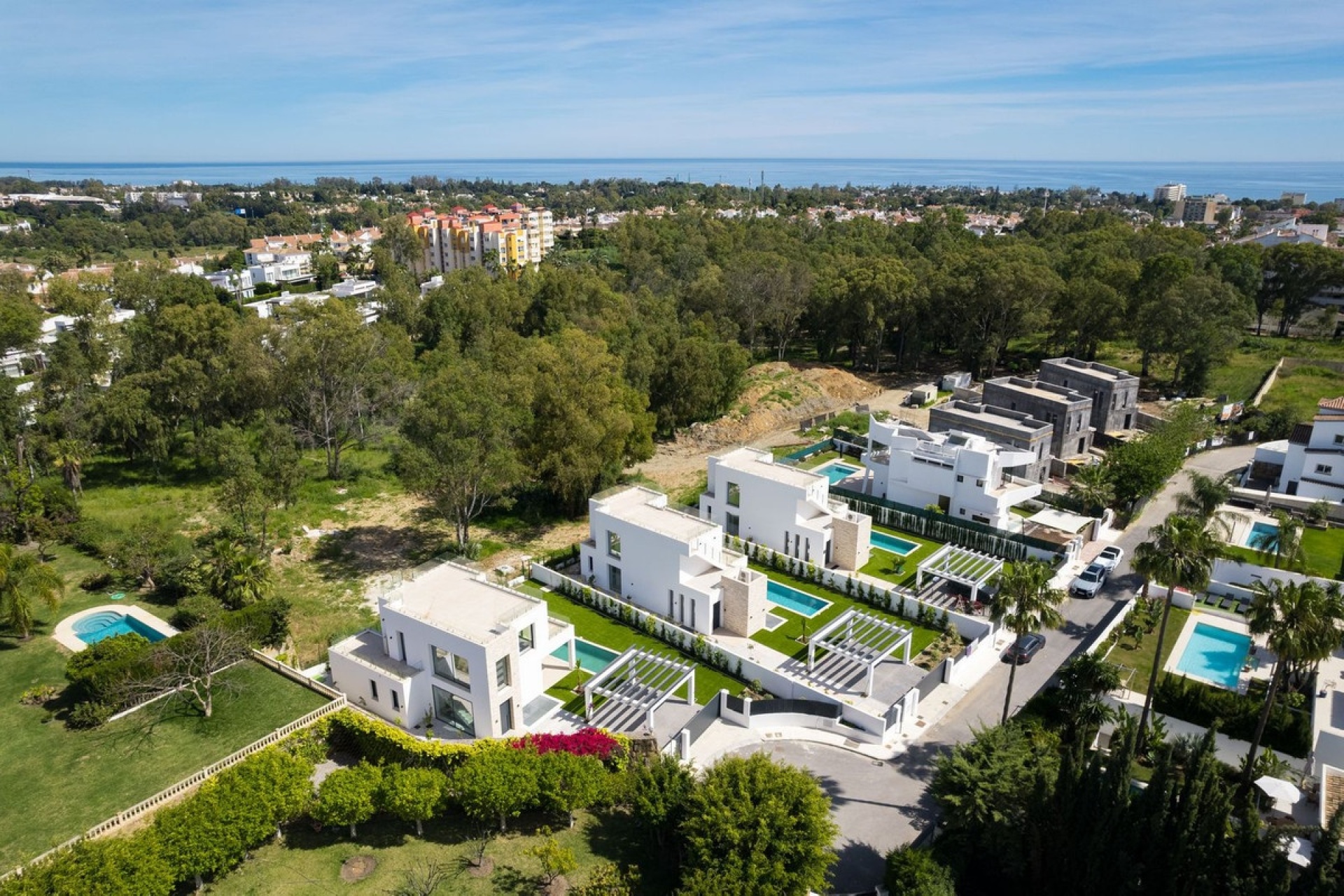 Resale - Villa - Estepona - Atalaya