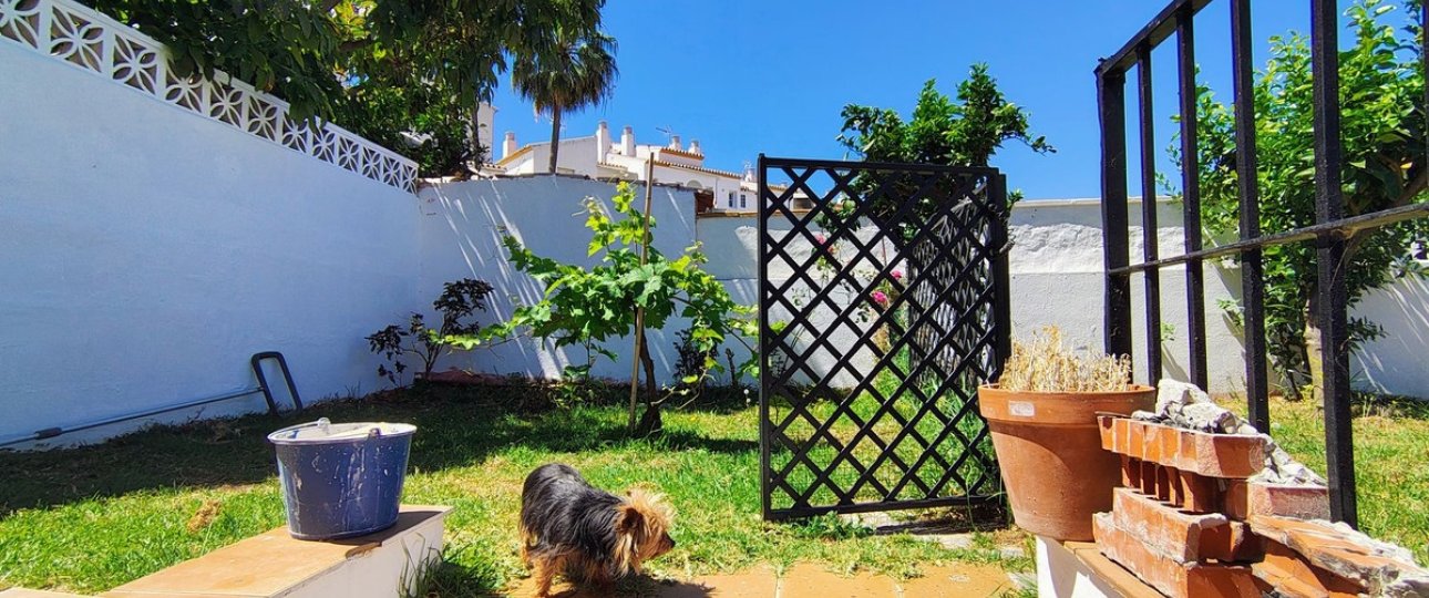 Resale - Villa - Estepona - Atalaya