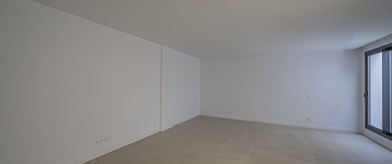 Resale - Villa - Estepona - Atalaya