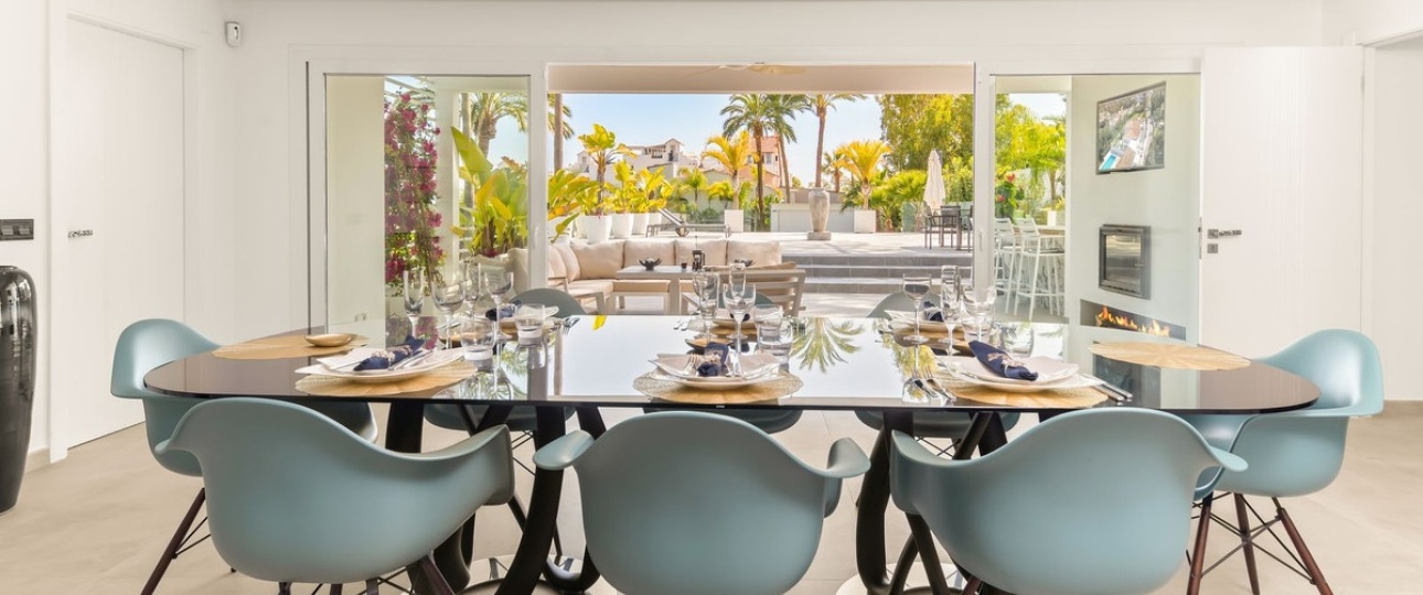 Resale - Villa - Estepona - Atalaya