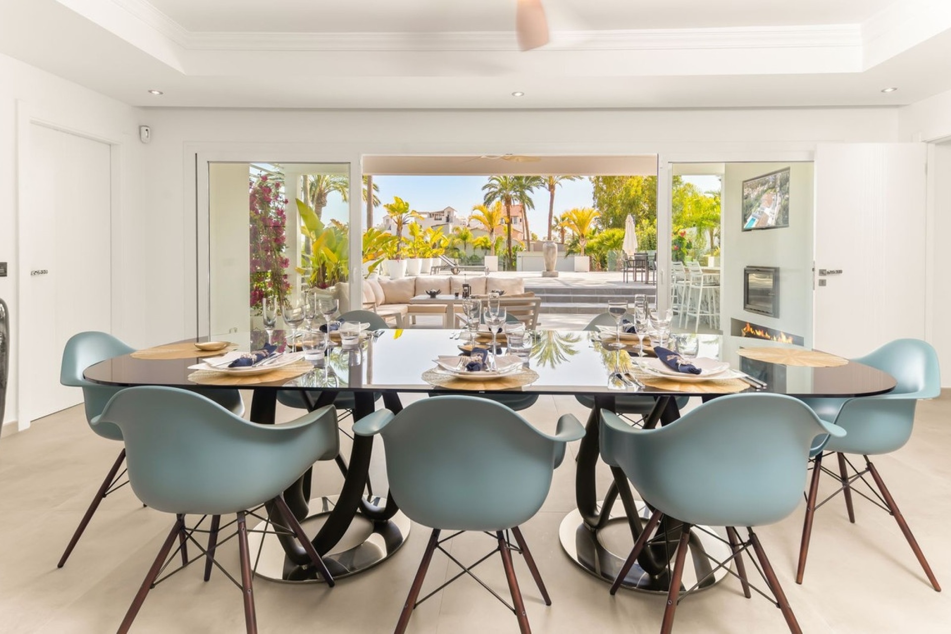 Resale - Villa - Estepona - Atalaya