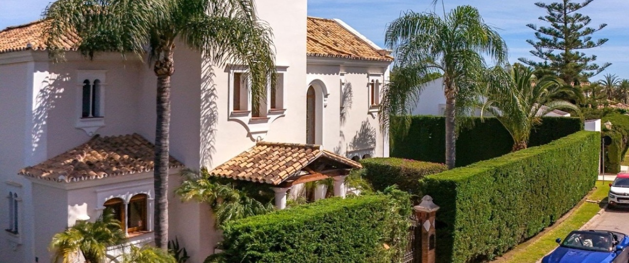 Resale - Villa - Estepona - Atalaya