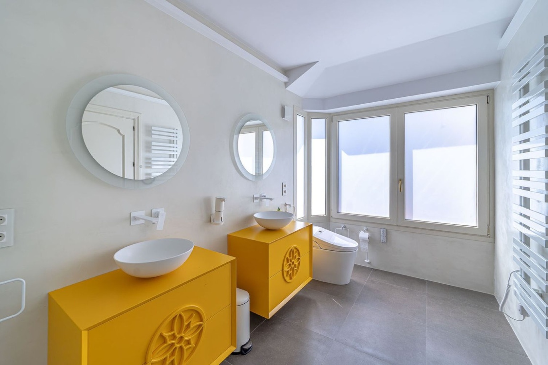 Resale - Villa - Estepona - Atalaya