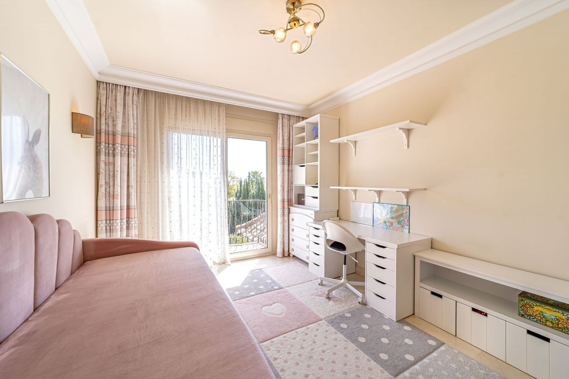 Resale - Villa - Estepona - Atalaya